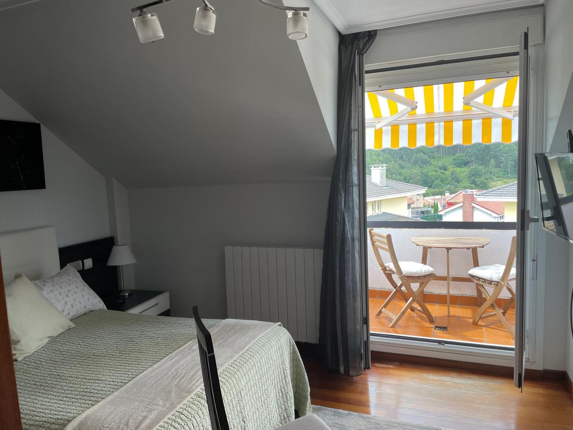Habitaciones En Chalet Con Jardin Boó de Piélagos المظهر الخارجي الصورة